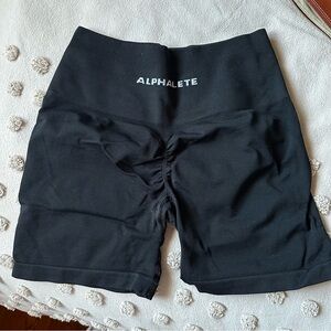 Alphalete Amplify Short 4.5”